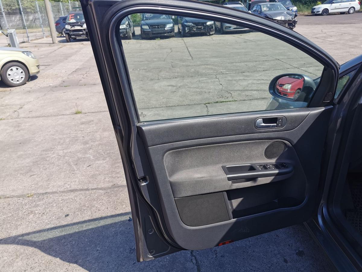 VW Golf Plus 5M Tür Fahrertür Autotür Rohbautür vorn links LA7T United Grey Met