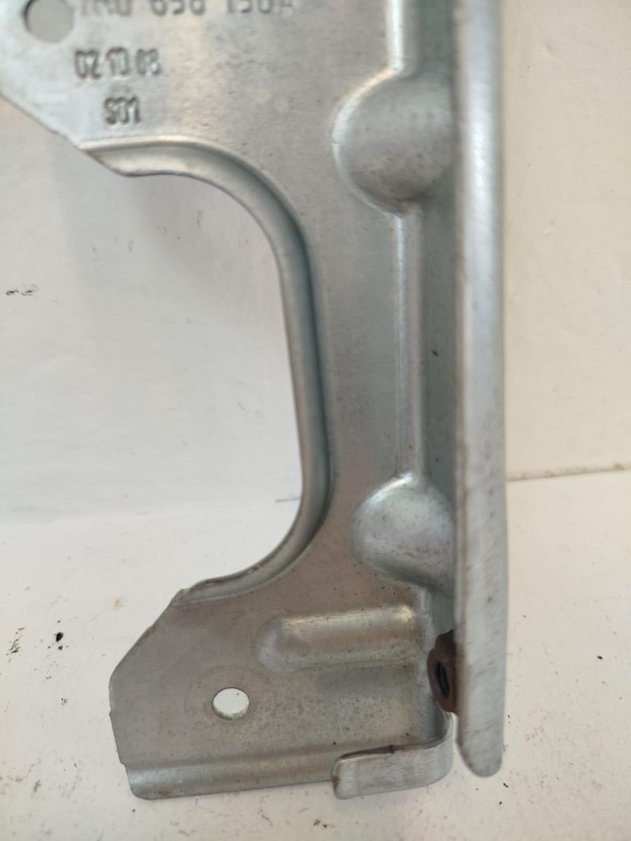 VW T5 7E Haltewinkel Befestigungswinkel Haltegriff vorn rechts A Säule innen