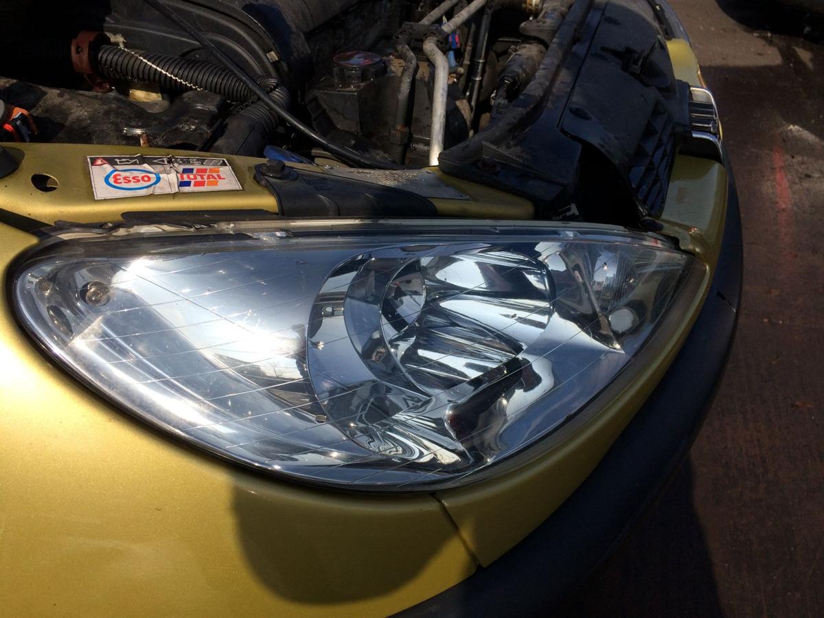 Peugeot 206 orig Scheinwerfer rechts Halogen Haupt Licht Bj 2004