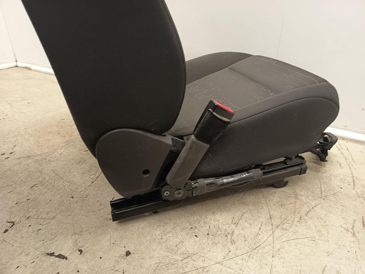 Opel Meriva B original Sitz vorne rechts Sitzheizung Beifahrersitz Bj 2012