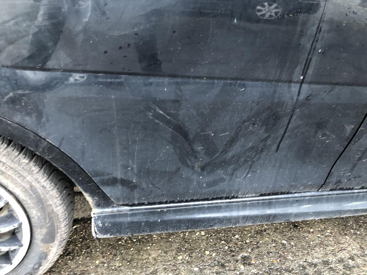 Daihatsu YRV M2 T&uuml;r hinten rechts Rohbau Fondt&uuml;r N05 schwarz