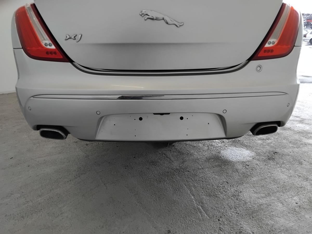 Jaguar XJ X351 original Stoßfänger Stoßstange hinten PDC Kamera BJ2011 rhodiumsilber