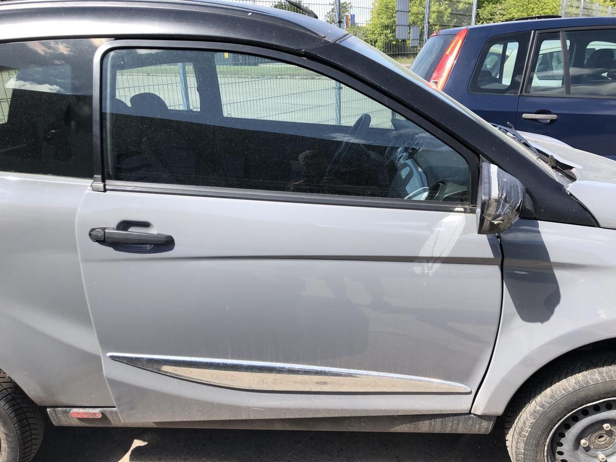 Aixam Minauto Access Modell 2021 T&uuml;r vorn rechts Beifahrert&uuml;r mit Scheibe elek
