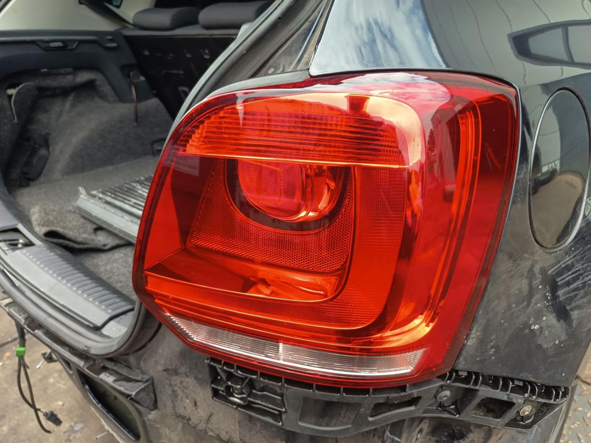 VW Polo V 6R original R&uuml;ckleuchte rechts Heck Schlusslicht Bj 2012