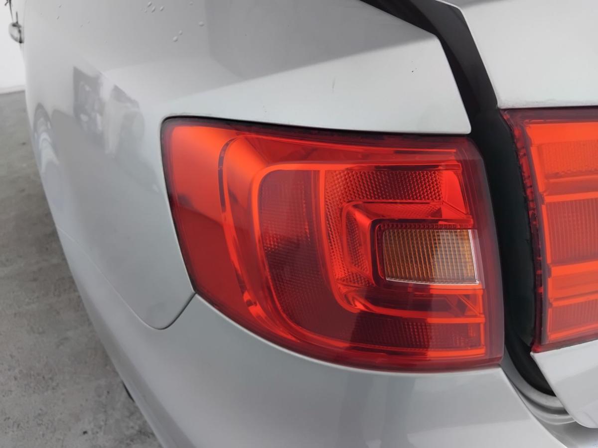 VW Jetta VI 162 original R&uuml;ckleuchte Heckleuchte links au&szlig;en BJ2012