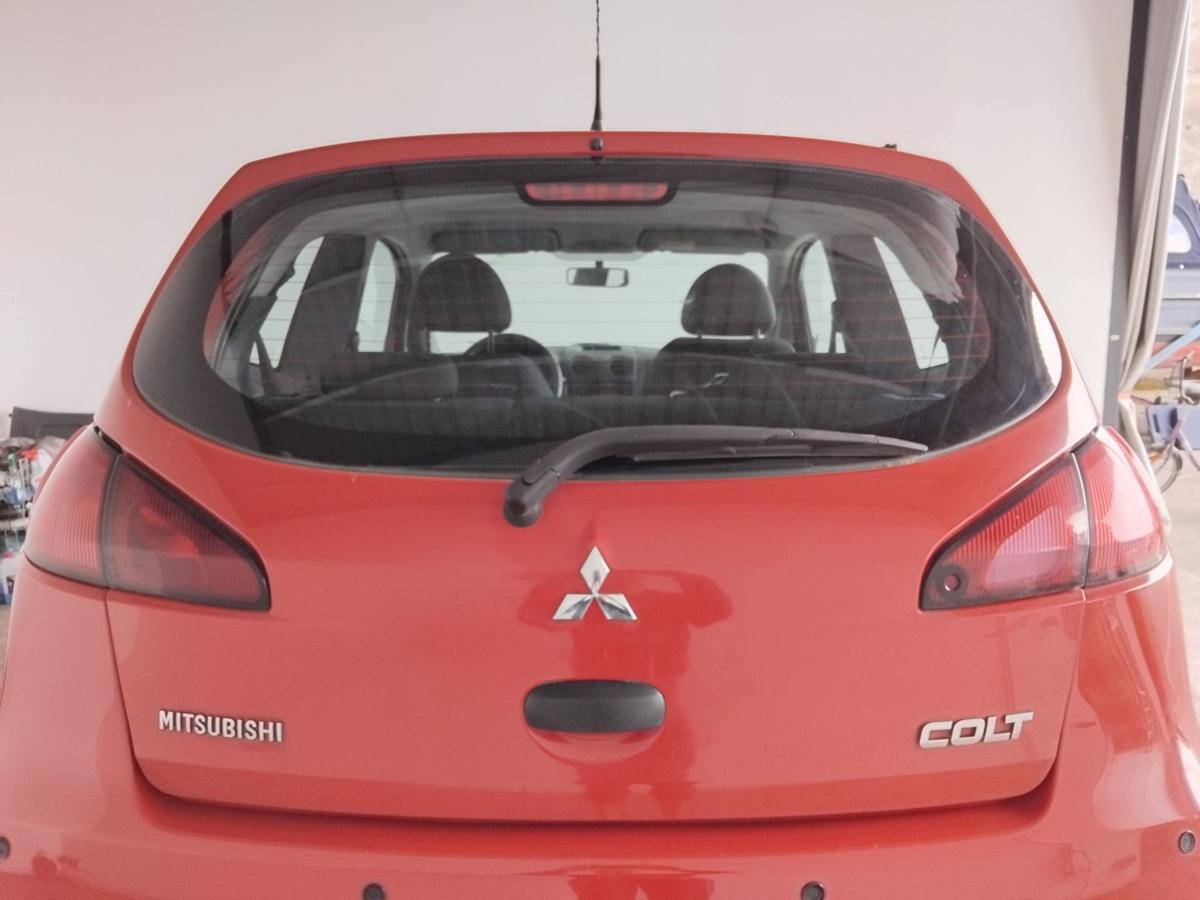 Mitsubishi Colt Z30 Facelift Heckklappe 3-türig P04 Amazonrot inkl. Scheibe BJ2009