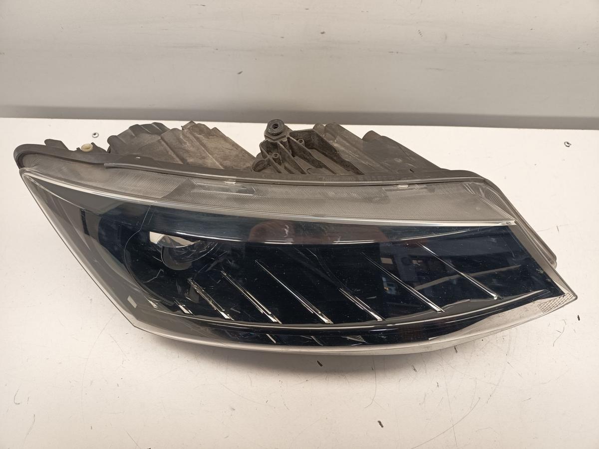 Skoda Fabia III NJ original Hauptscheinwerfer rechts Halogen Frontlicht Bj 2015