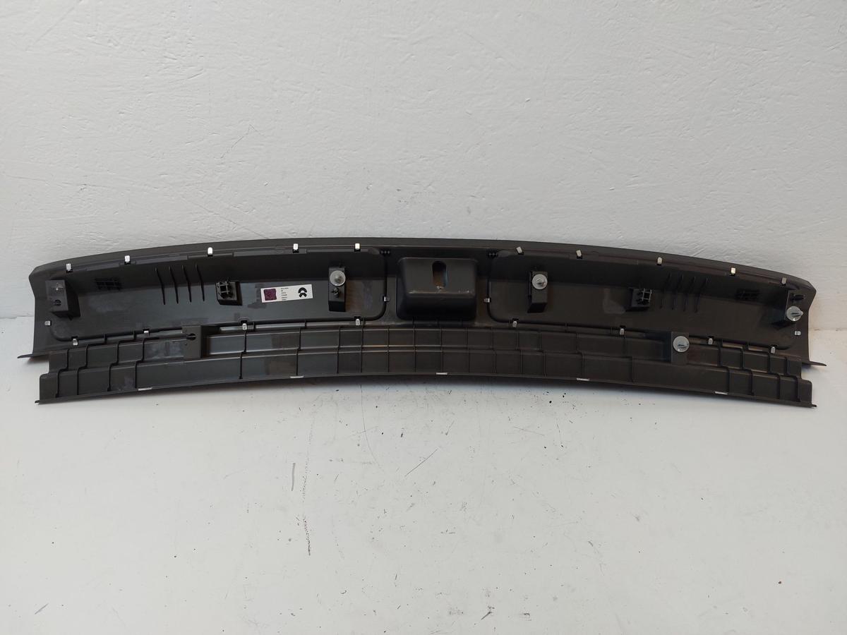 NIO ET7 Elektro Verkleidung Ladekante Ladekantenverkleidung