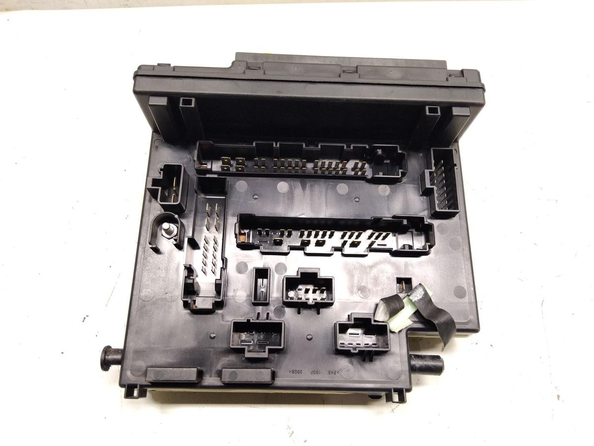 Ford Escort GAL Sicherungskasten Zentralelektrik 95AG14A073DB BJ1995 Ford Escort GAL Sicherungskasten Zentralelektrik 95AG14A073DB BJ1995