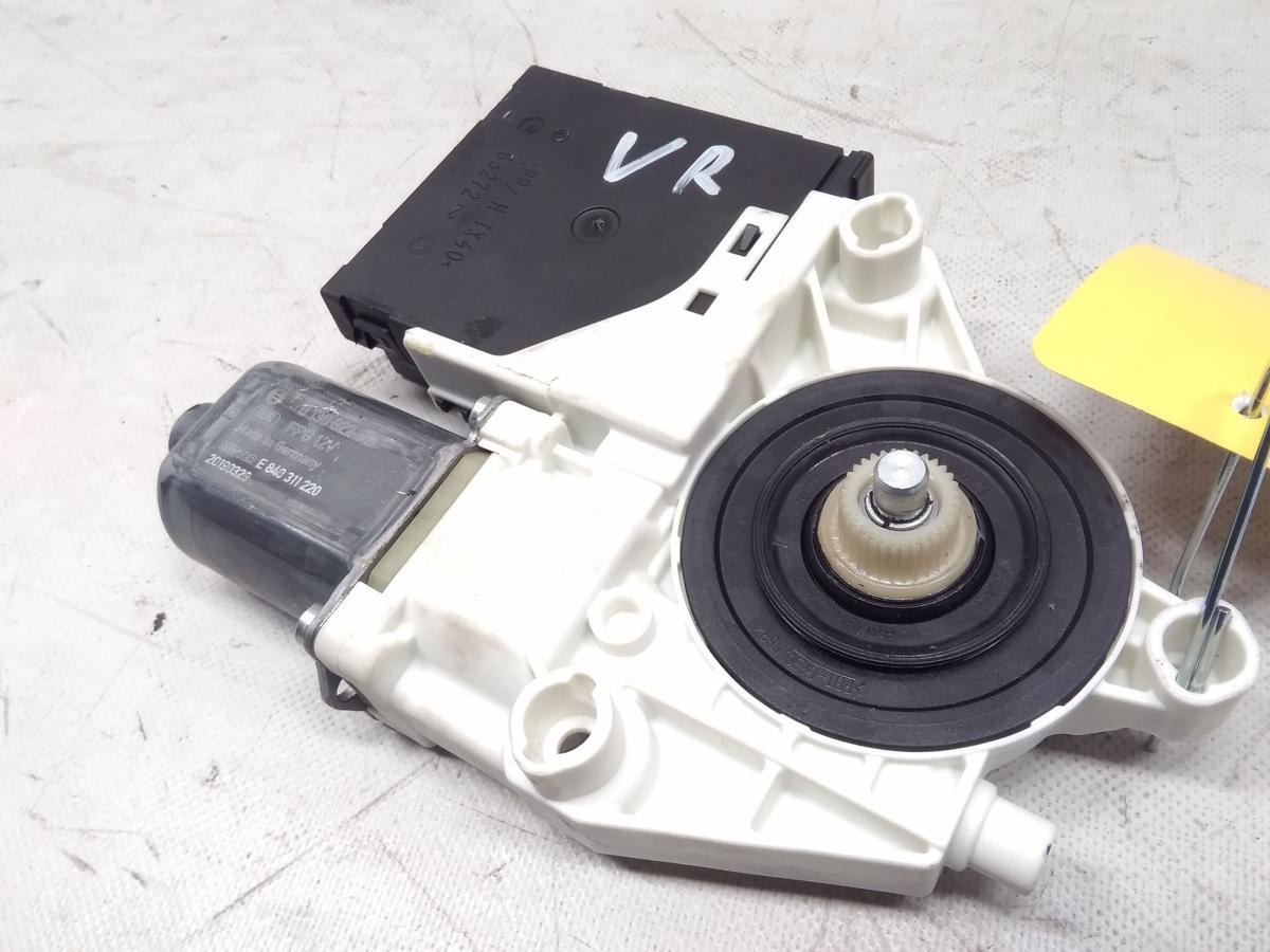 VW Caddy 4 SA original Fensterhebermotor vorn rechts mit T&uuml;rsteuerger&auml;t Bj.2019
