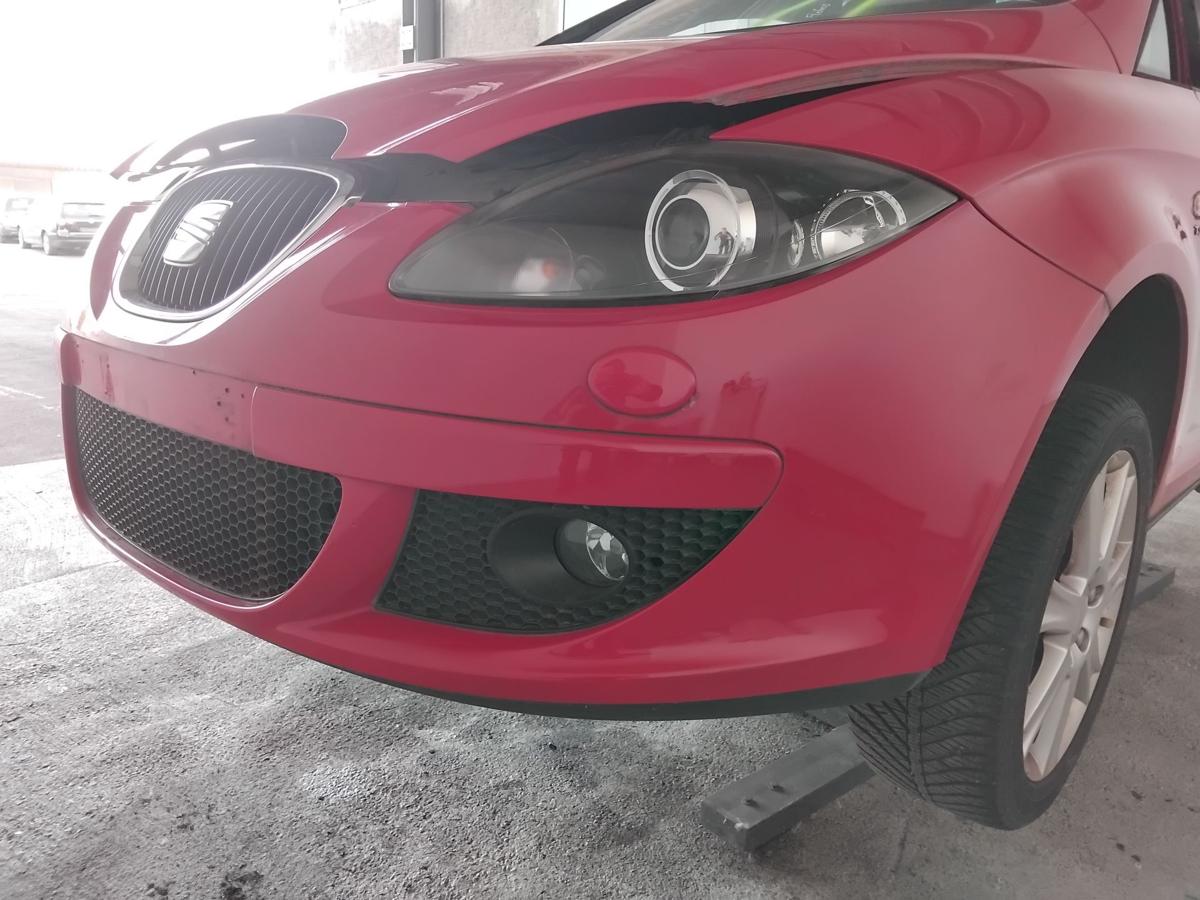 Seat Altea XL 5P original Stossf&auml;nger Sto&szlig;stange vorn SRA emocionrot LS3H BJ2008