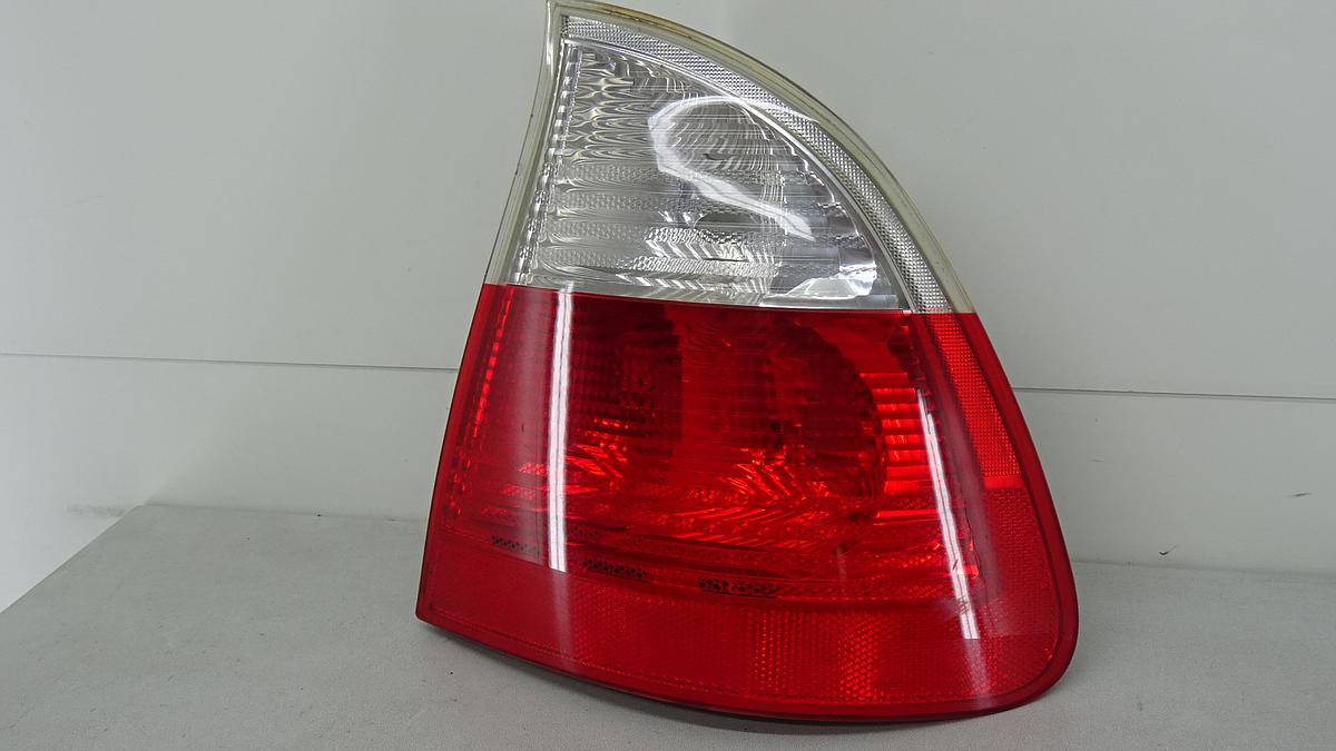 BMW 3er E46 Tourinf Bj2002 Rückleuchte Rücklicht außen rechts 63216905630