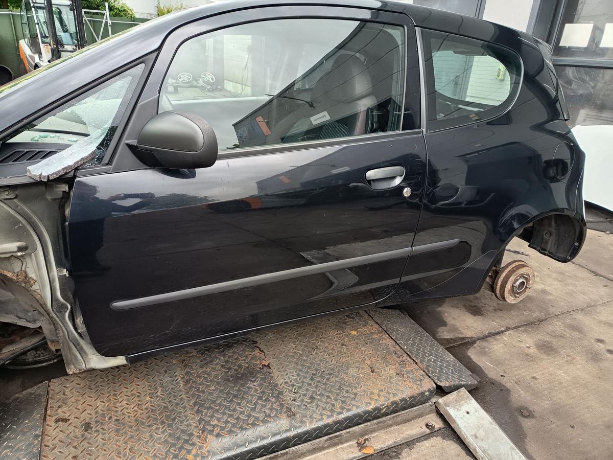 Mitsubishi Colt Z30 3 TRG orig Tür vorn links X42-schwarz Bj 2007