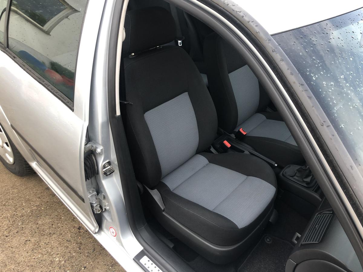 VW Golf 4 IV 1J Sitz vorn rechts Beifahrersitz Stoff ohne Heizung 5-trg Variant