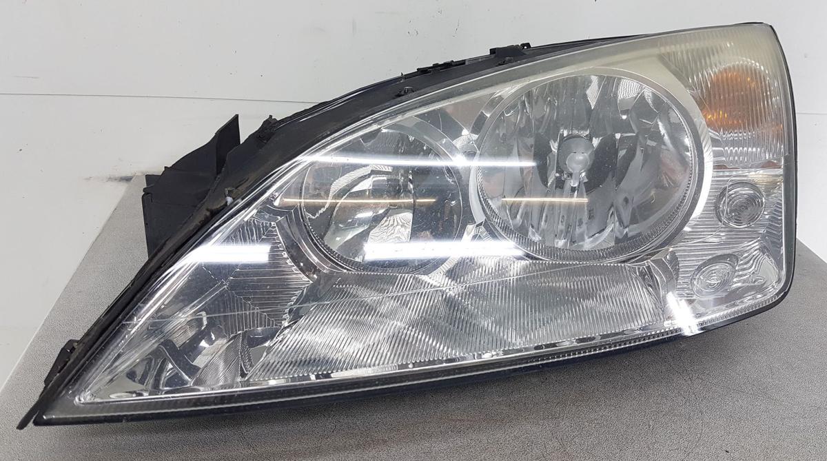 Ford Mondeo BWY Hauptscheinwerfer links 1S7113006AM 0301174201 Bj2006