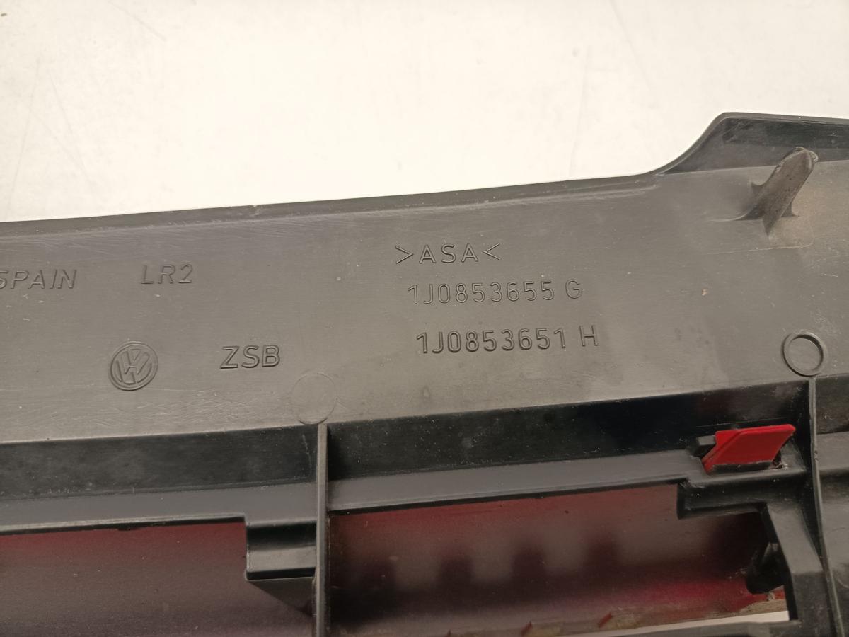 VW Golf IV original K&uuml;hlergrill LY3D Tornadorot Baujahr 2001