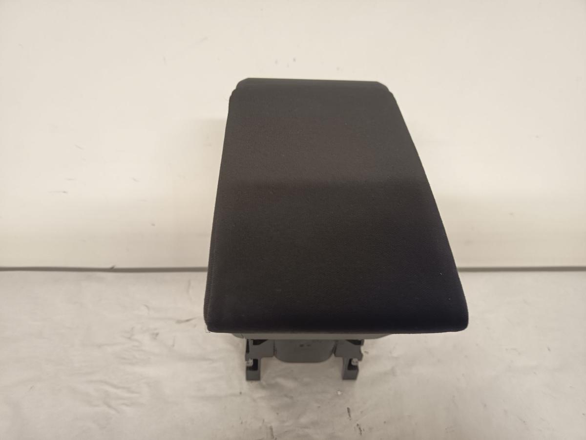 VW Polo VI AW original Mittelarmlehne Mittelkonsole 6F0864207D Bj 2021