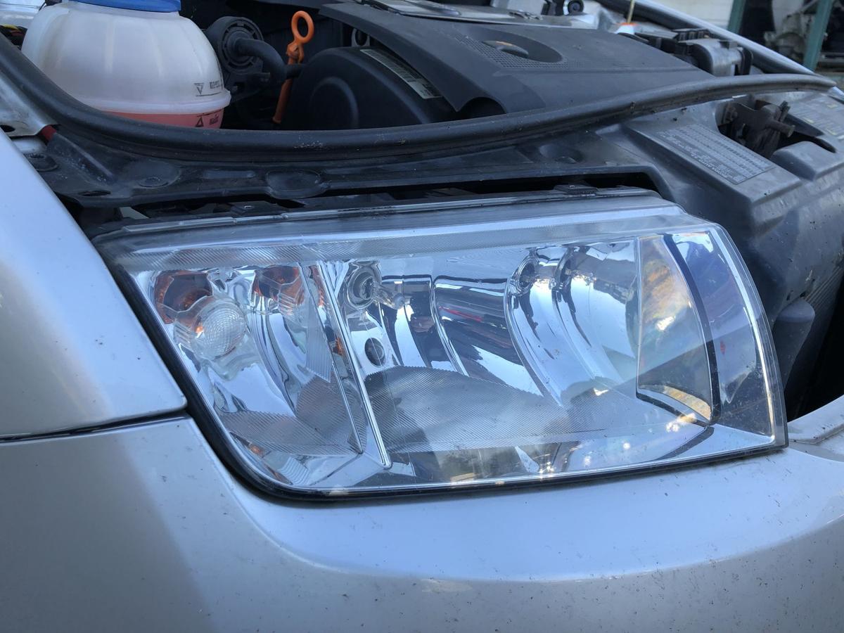 Skoda Fabia 6Y Combi Scheinwerfer rechts Halogen Hauptscheinwerfer Lampe