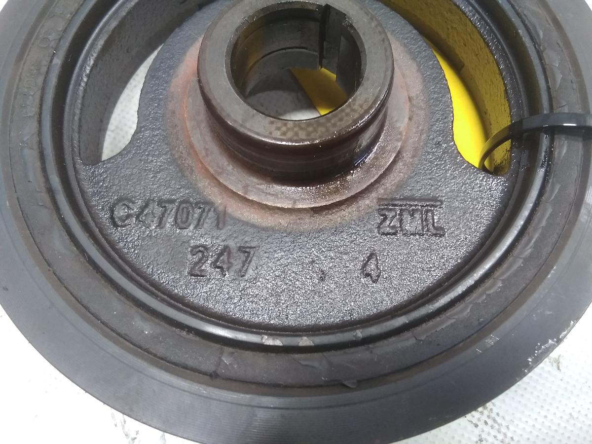 Dacia Sandero 2 original Riemenscheibe Kurbelwelle 0.9TCe 66kw H4BA400 Bj.2014