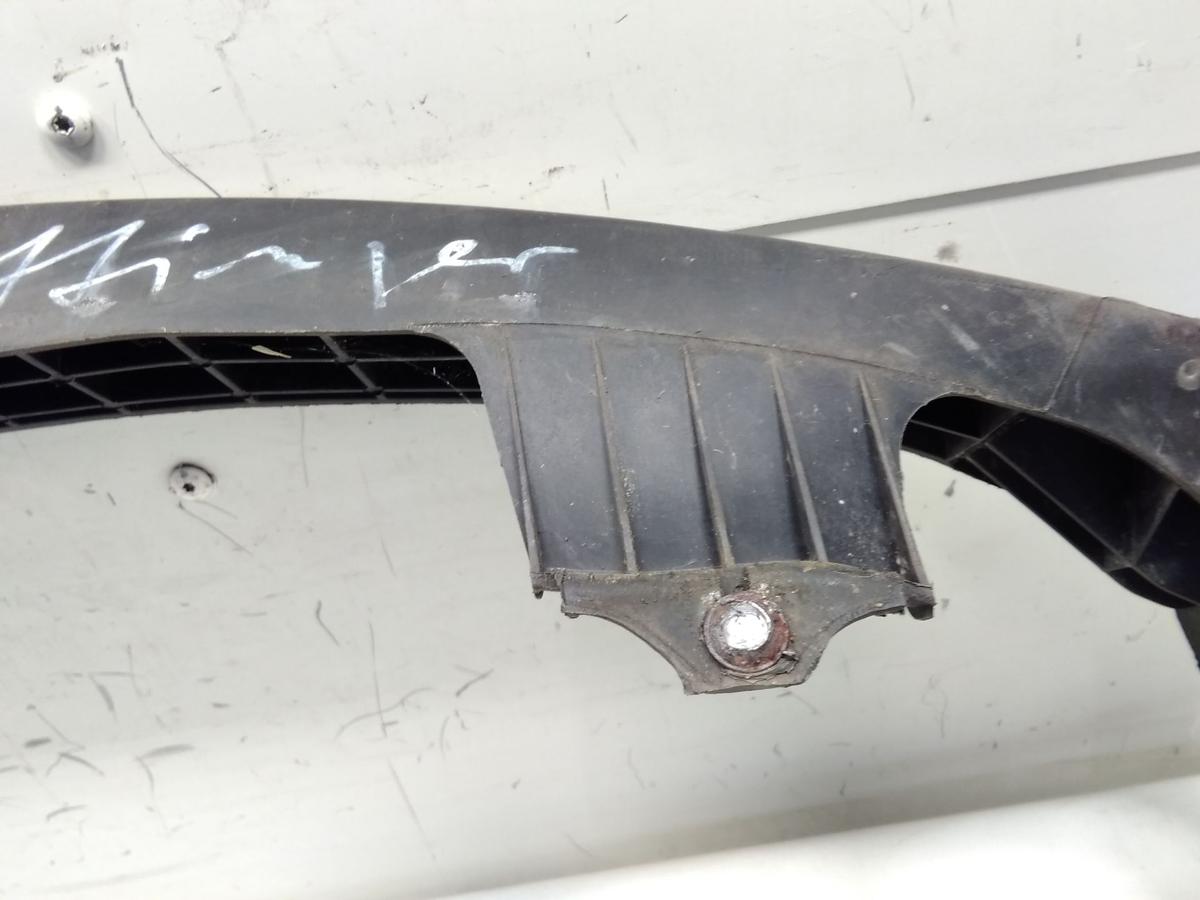 Opel Corsa D original Plastikverst&auml;rkung Sto&szlig;stange Sto&szlig;f&auml;nger vorn unten Bj.2006