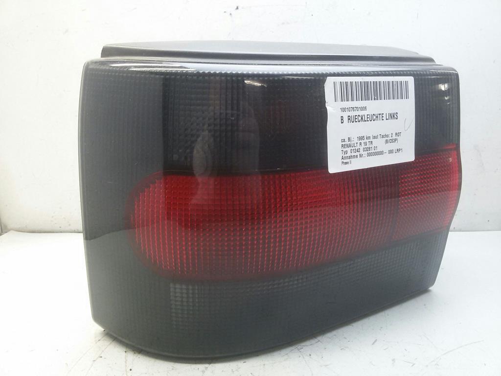 Renault R19 Phase 2 R&uuml;ckleuchte Heckleuchte links 7700815979 2VP00673601 BJ1995