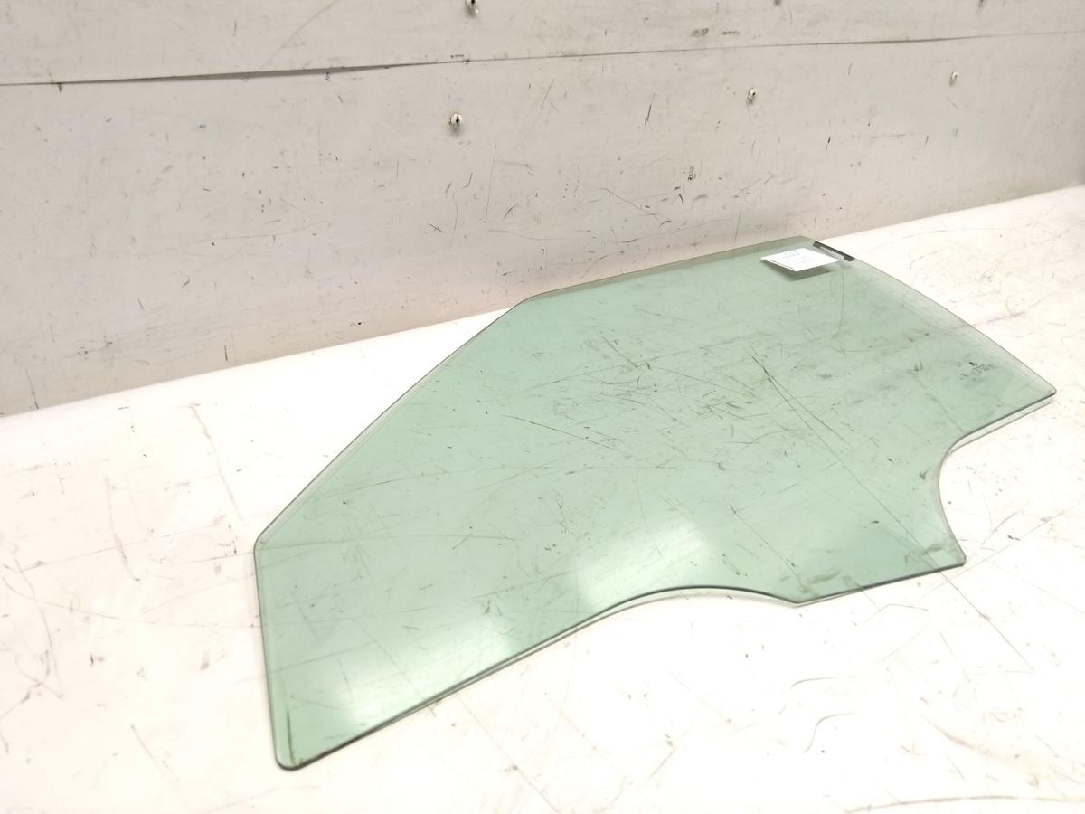 Skoda Fabia 2 5J Facelift original Türscheibe vorn links grüncolor BJ2012