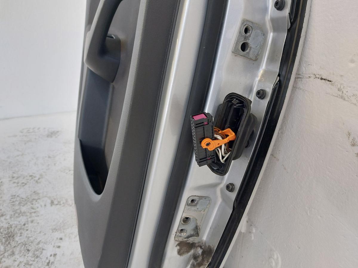 VW Golf Plus 5M T&uuml;r hinten links Fondt&uuml;r LA7W Reflexsilber Metallic Rost