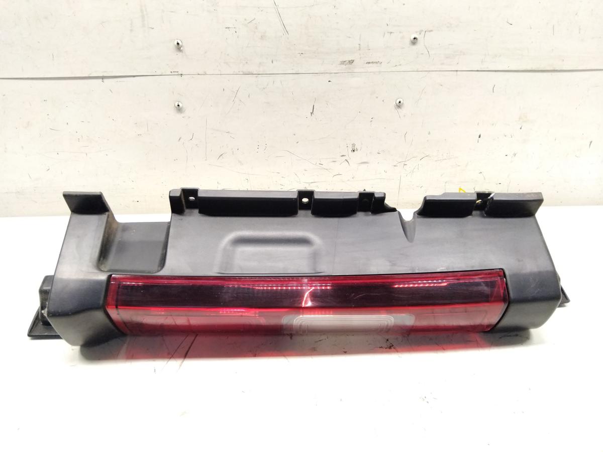 Renault Trafic 3 Kasten original Rückleuchte Heckleuchte rechts Bj.2021