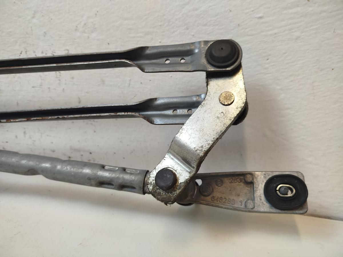 Peugeot 308 SW T9 Wischergest&auml;nge mit Wischermotor vorn Bosch 3397021828