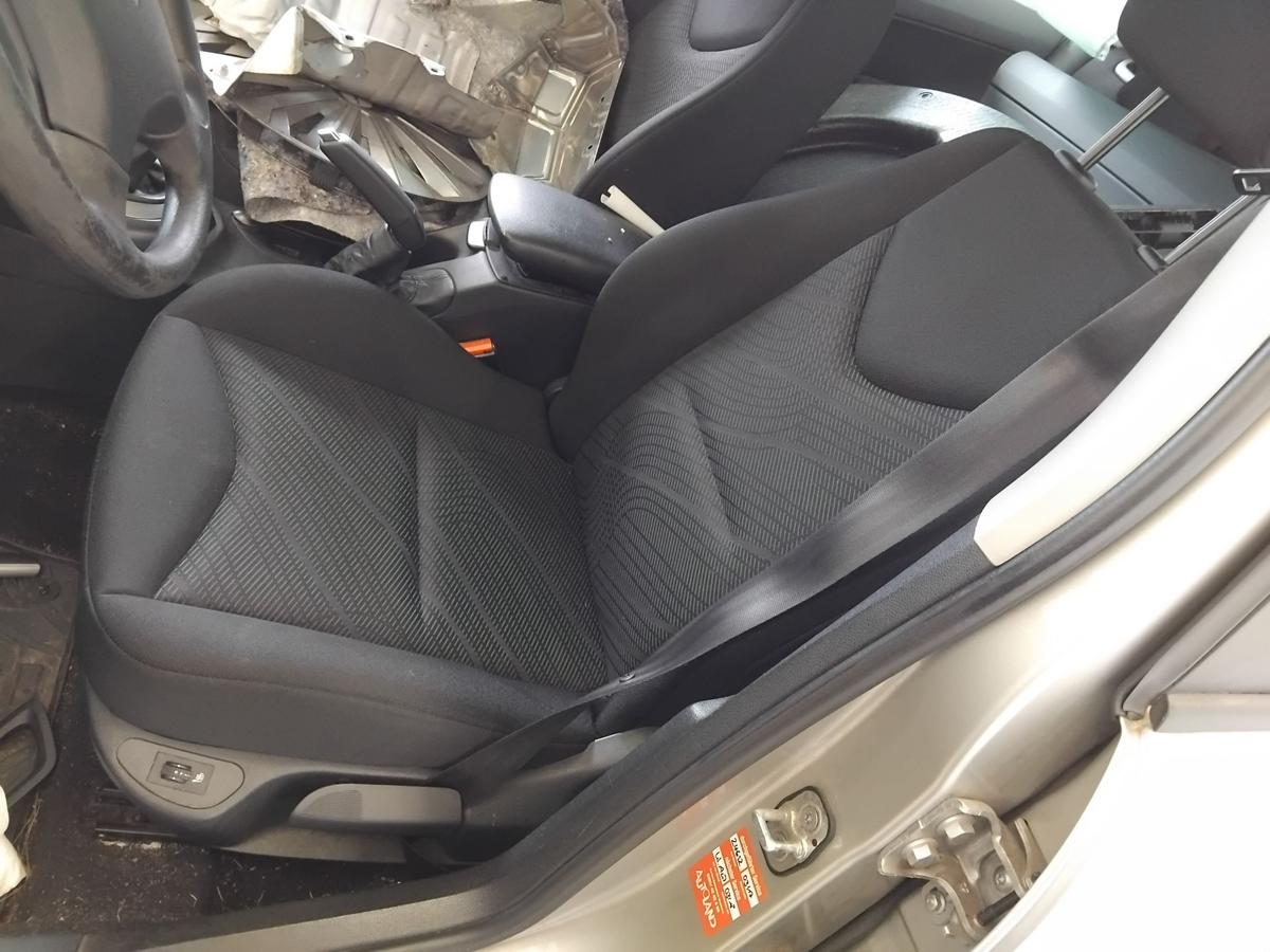 Peugeot 308 I original Sitz vorn links Fahrersitz 5-türig beheizt Stoff BJ2009