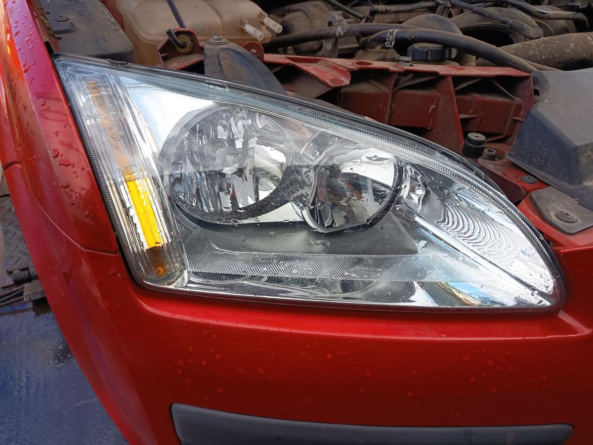 Ford Focus II original Scheinwerfer rechts Halogen vor Facelift Baujahr 2005