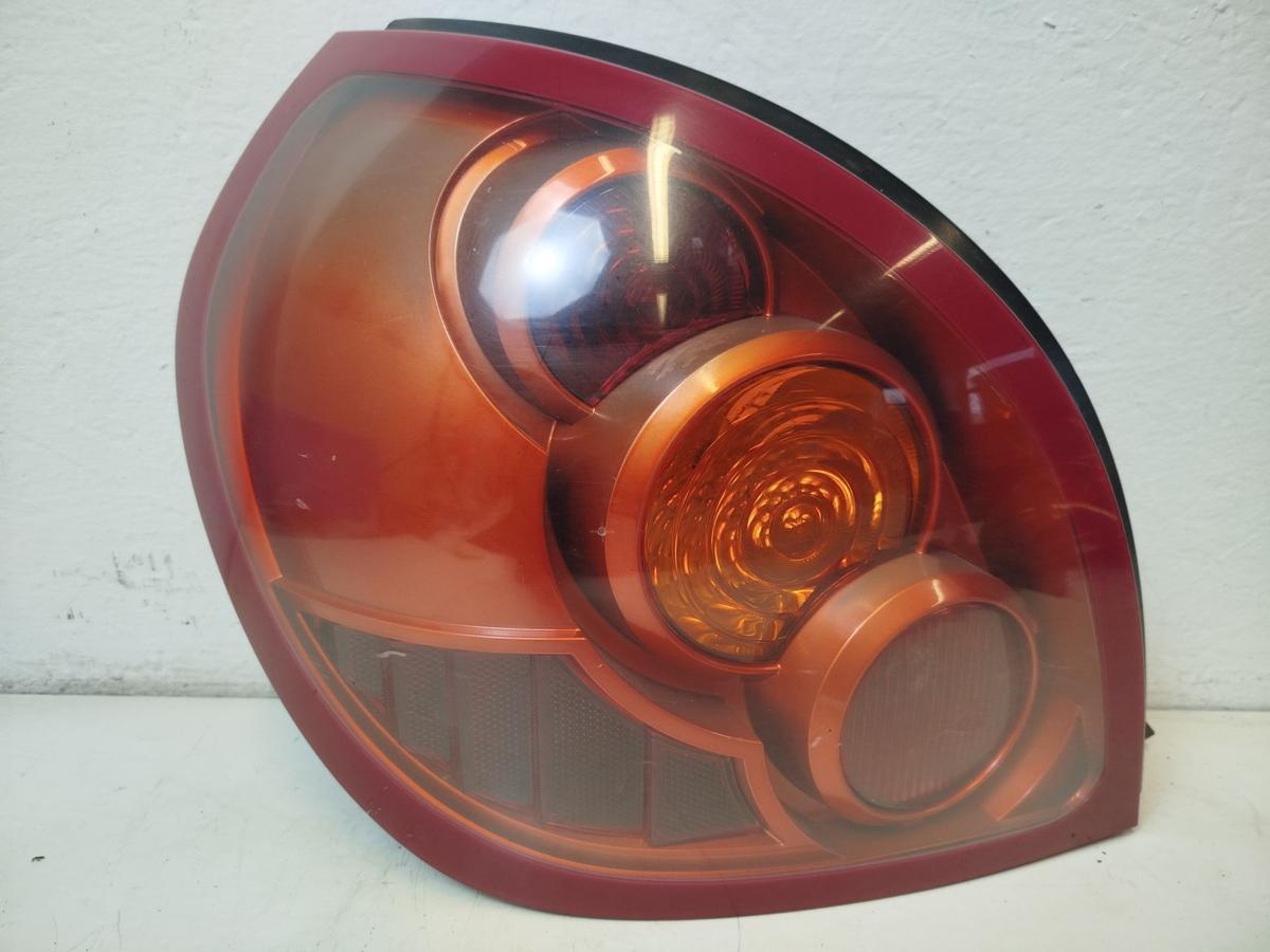 Nissan Almera N16 Facelift ab 2002 R&uuml;ckleuchte links R&uuml;cklicht Heckleuchte
