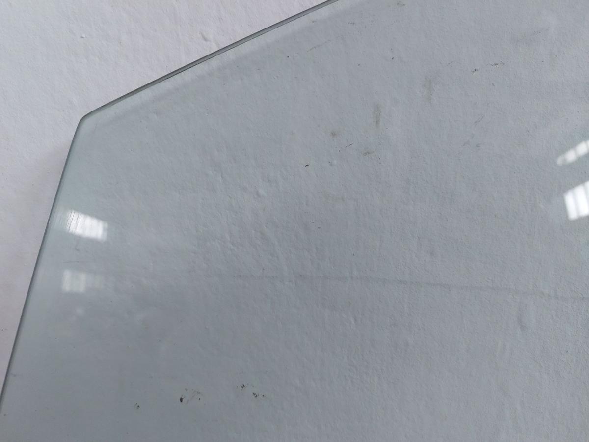 Dodge Caliber PK T&uuml;rscheibe vorn links Fahrert&uuml;r Scheibe Colorglas