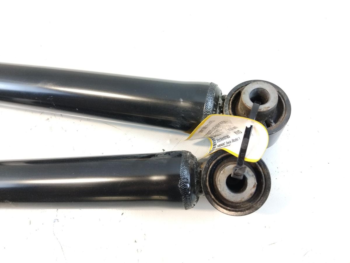 Tesla Model Y RWD original Satz Sto&szlig;d&auml;mpfer hinten Bj.2023
