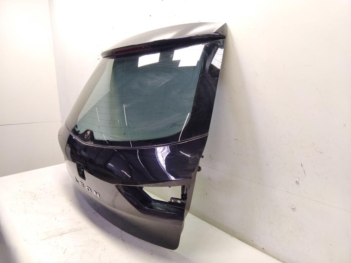 Seat Leon Kombi ST 5F Heckklappe mythosschwarzmetallic mit Heckscheibe Bj.2019