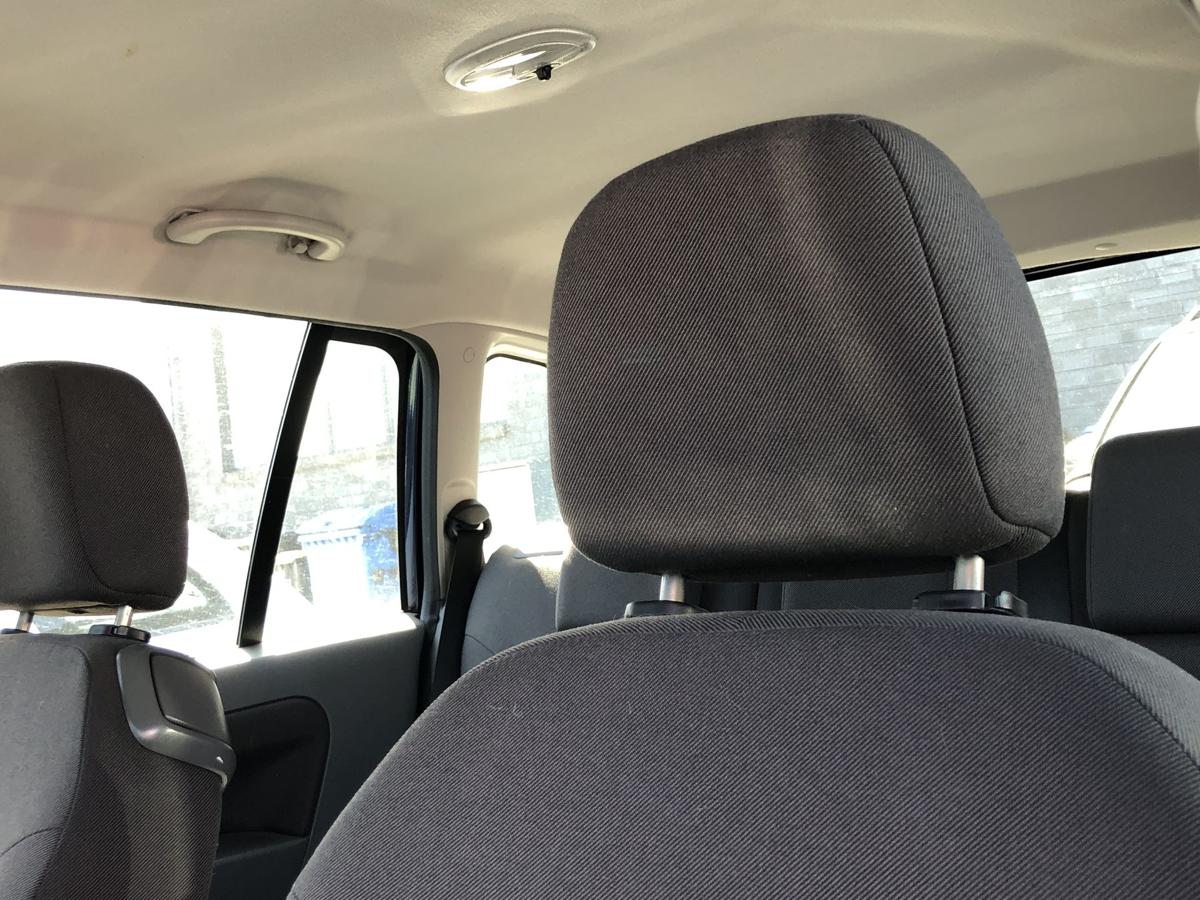 Ford Fusion JU2 Sitz vorn links Fahrersitz Stoff ohne Heizung Autositz