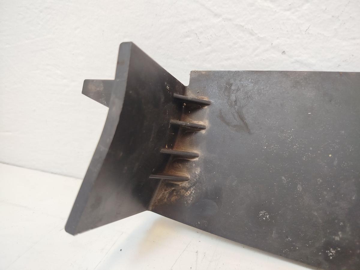 Hyundai i30 PD Mild Hybrid Luftf&uuml;hrung vorn Schlosstr&auml;ger Plastikluftleitblech