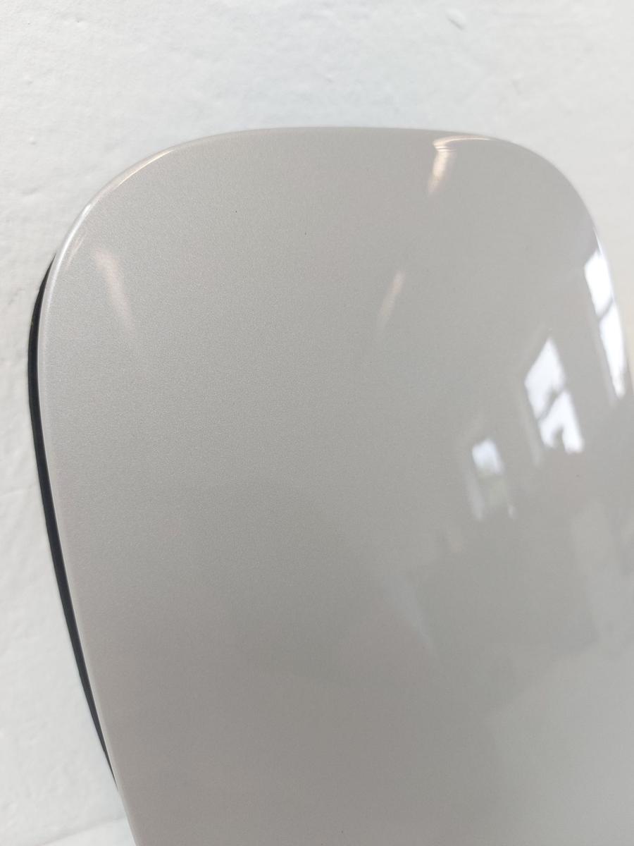 NIO ET7 Elektro Ladeanschluss Ladeklappe Deckel Ladedose Sunrise Beige