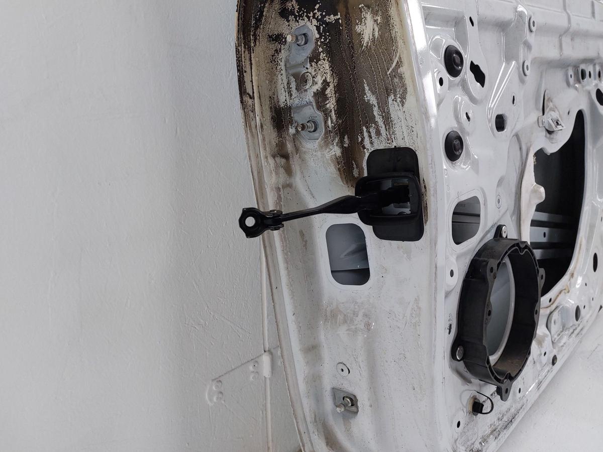 Mercedes Citan W420 Tür vorn rechts Beifahrertür im Rohbau leichter Brandschaden