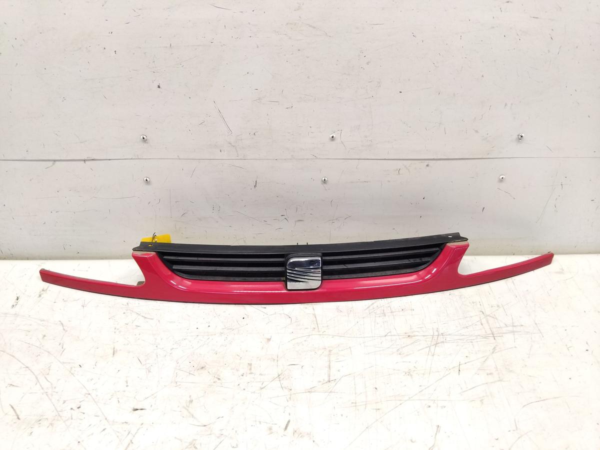 Seat Arosa 6H original K&uuml;hlergrill mit Frontblende tornadorot LY3D Bj.1999