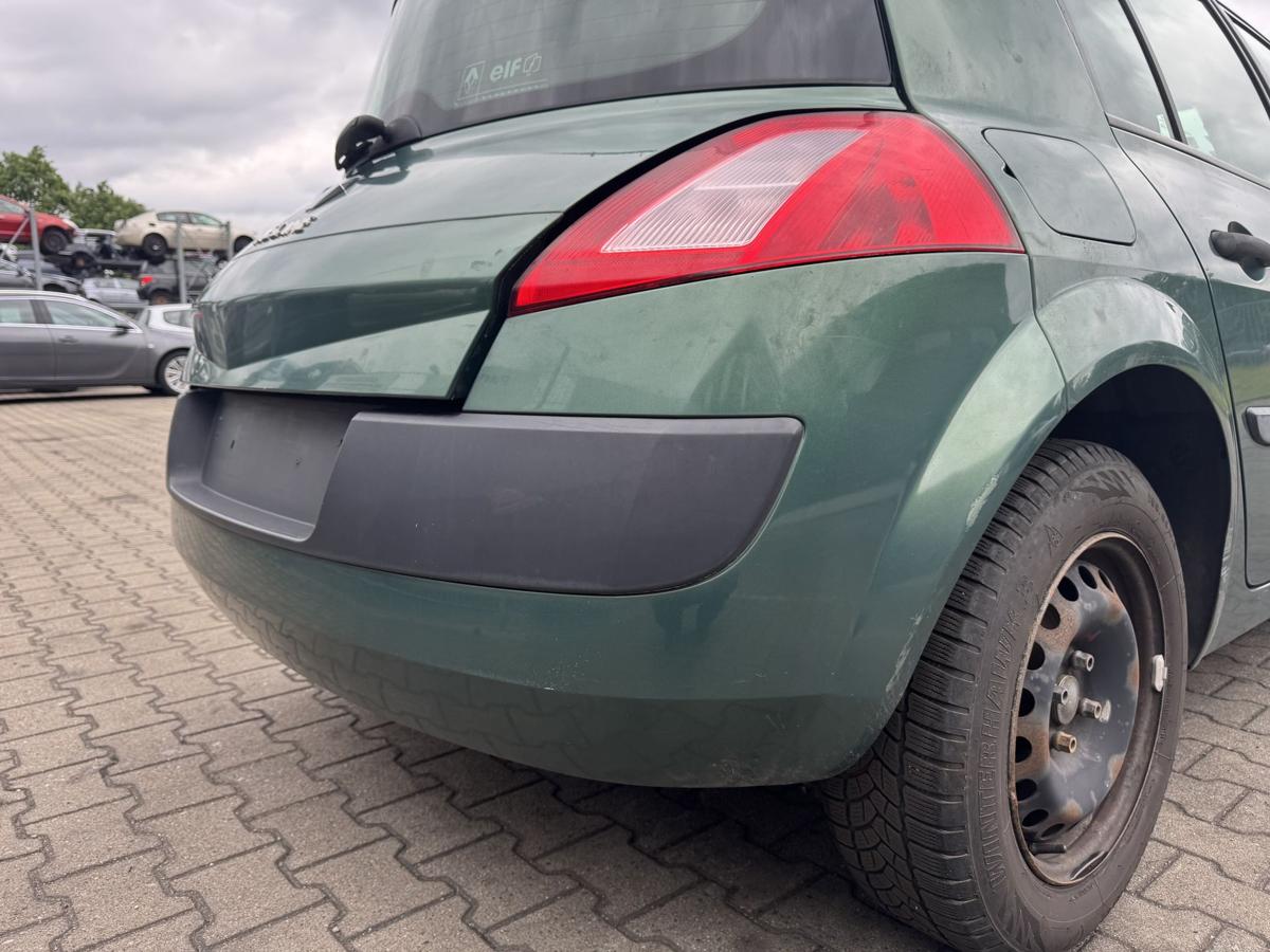 Renault Megane 2 original Sto&szlig;stange Stossf&auml;nger hinten D96 Vert Giverny Flie&szlig;heck Bj.2004