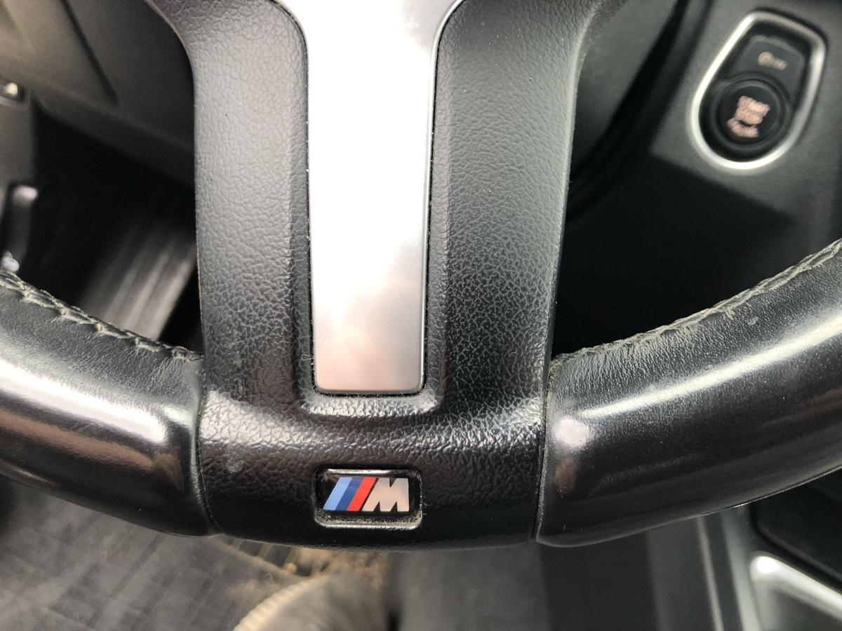 BMW 3er F30 F31 Sport Lederlenkrad M-Sport Lenkrad Leder 3 Speichen Text lesen