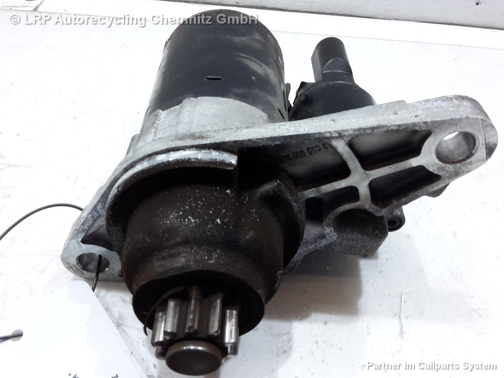 VW Golf (V) 5 1K BJ 2003 Anlasser 02T911023R Starter 1.4 BCA