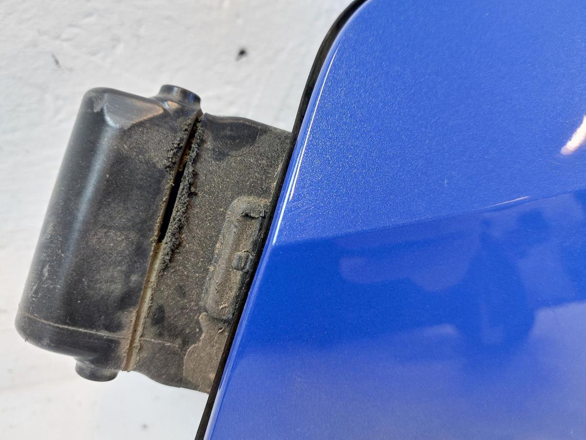 Opel Corsa F Typ U Tankklappe Tanldeckel Tankverschluss Benziner