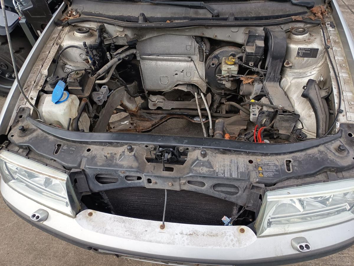 Skoda Octavia 1U original Schlosstr&auml;ger Frontmittelteil 1U0805591N Bj 2003