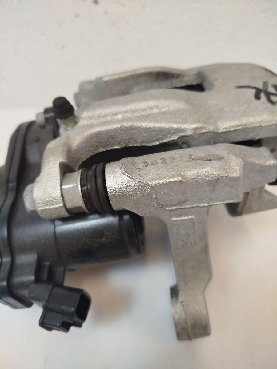 Mitsubishi Eclipse Cross GK0 ab21 Bremssattel hinten links Sattel elektrisch