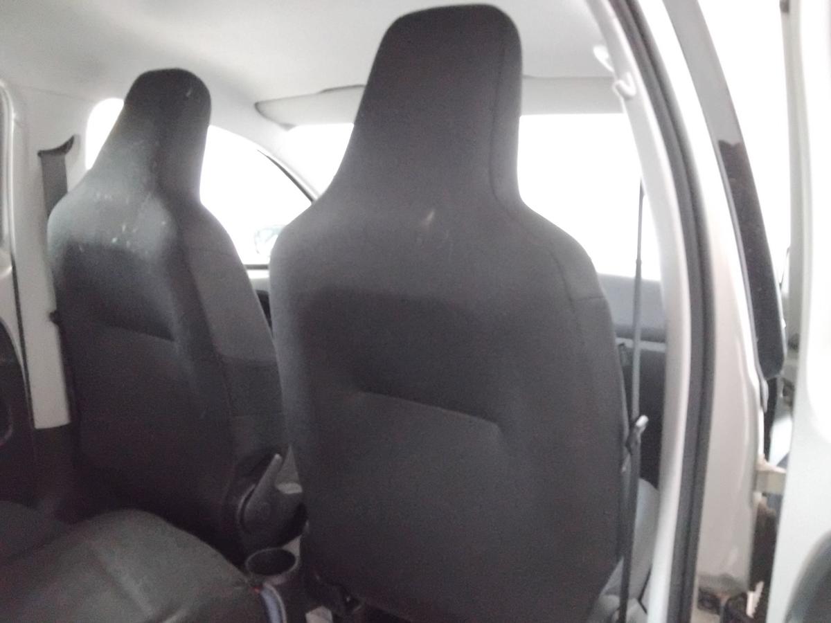 Skoda Citigo orig Sitz vorn rechts Beifahrersitz Stoff beheizt 5t&uuml;rig BJ2013