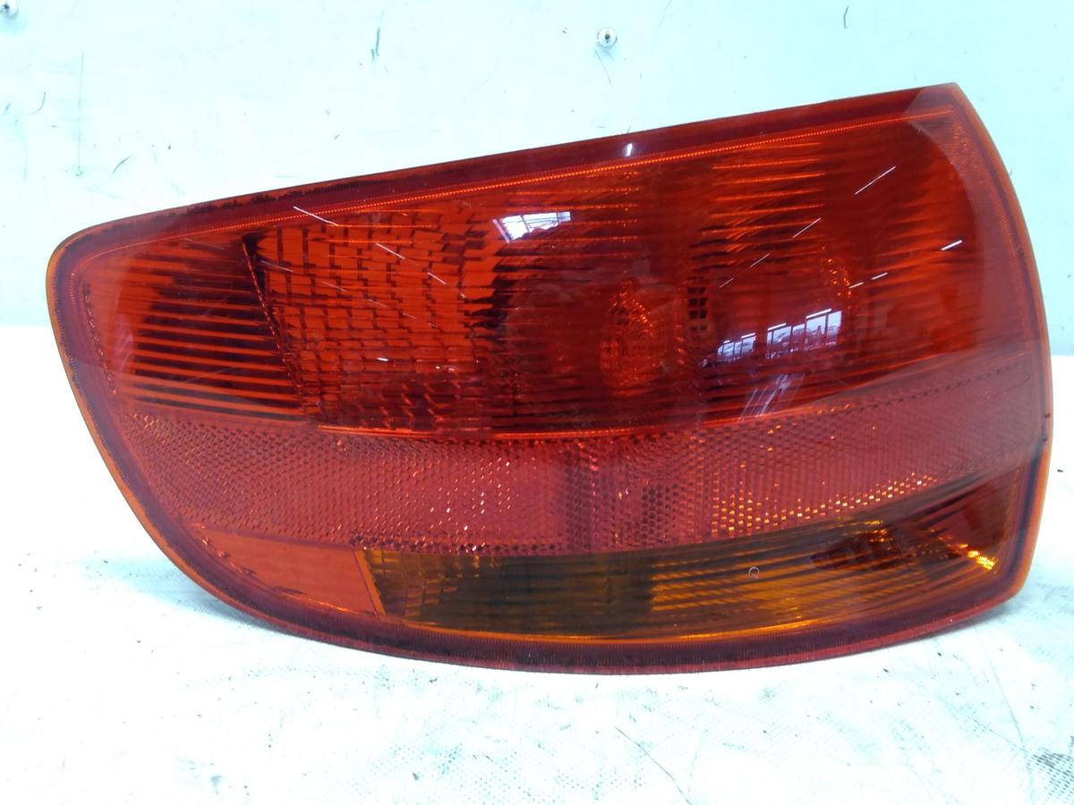 Audi A3 8P Sportback original Rückleuchte Schlussleuchte links 5-türig BJ2006
