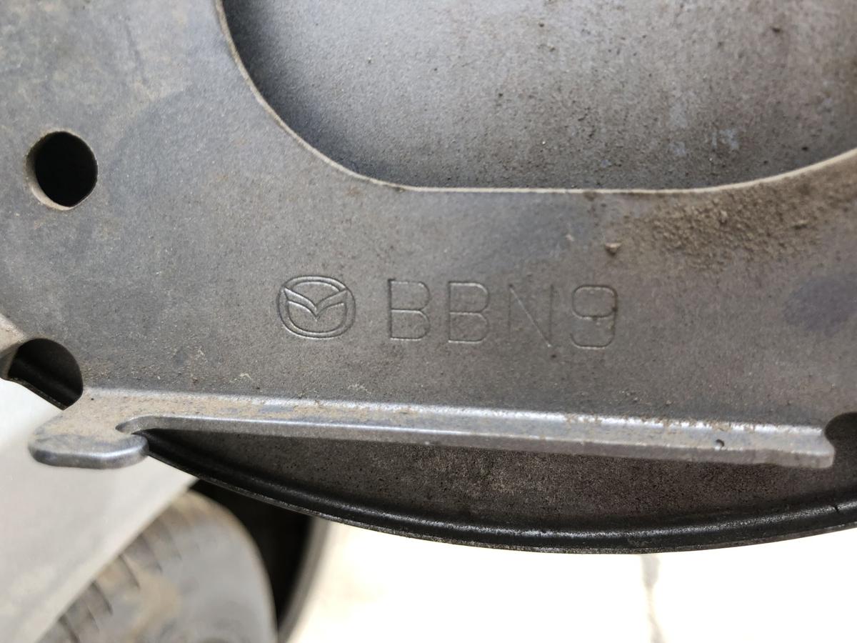 Mazda 3 Typ BL Tankklappe Tankdeckel Tankverschluss 38P Liquid Silver Met