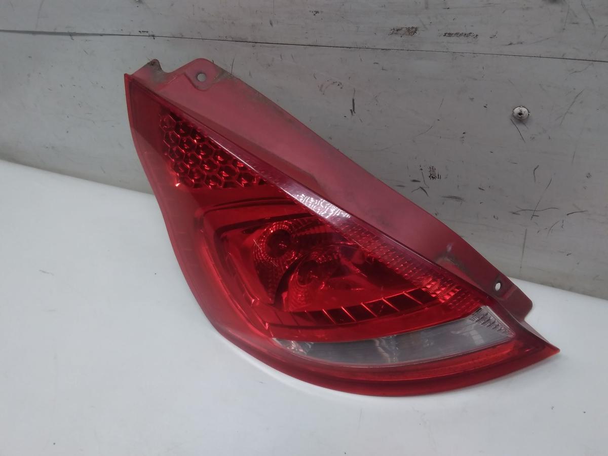 Ford Fiesta JA8 original R&uuml;ckleuchte Schlussleuchte links BJ2009
